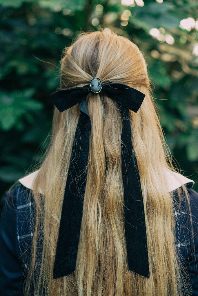 Cameo Bow Hair Tie
