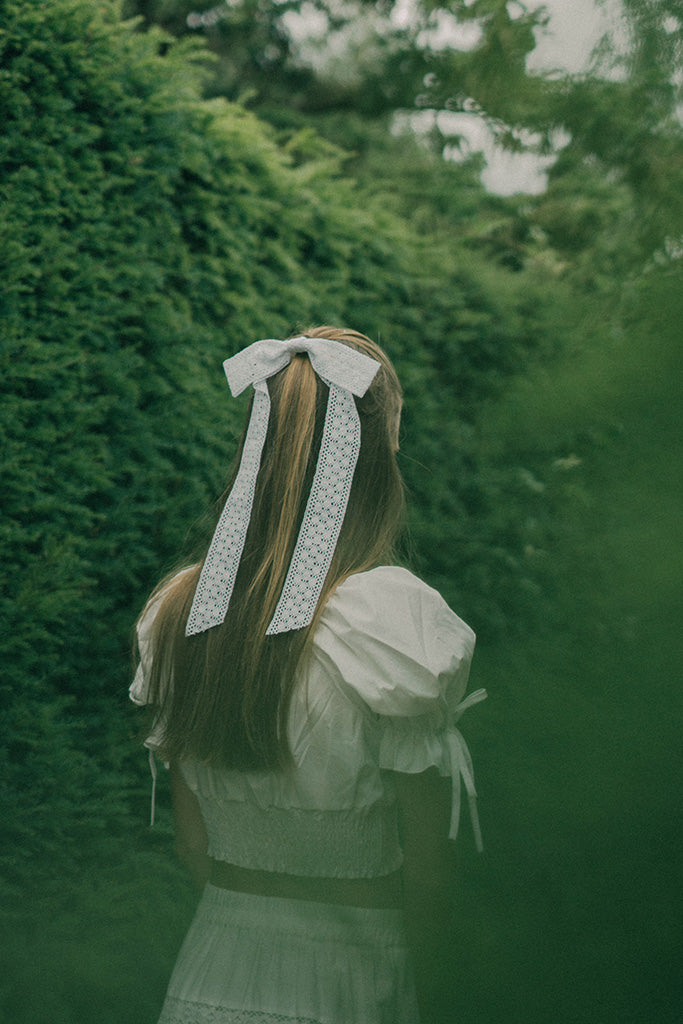 Tess White Bow Hair Tie