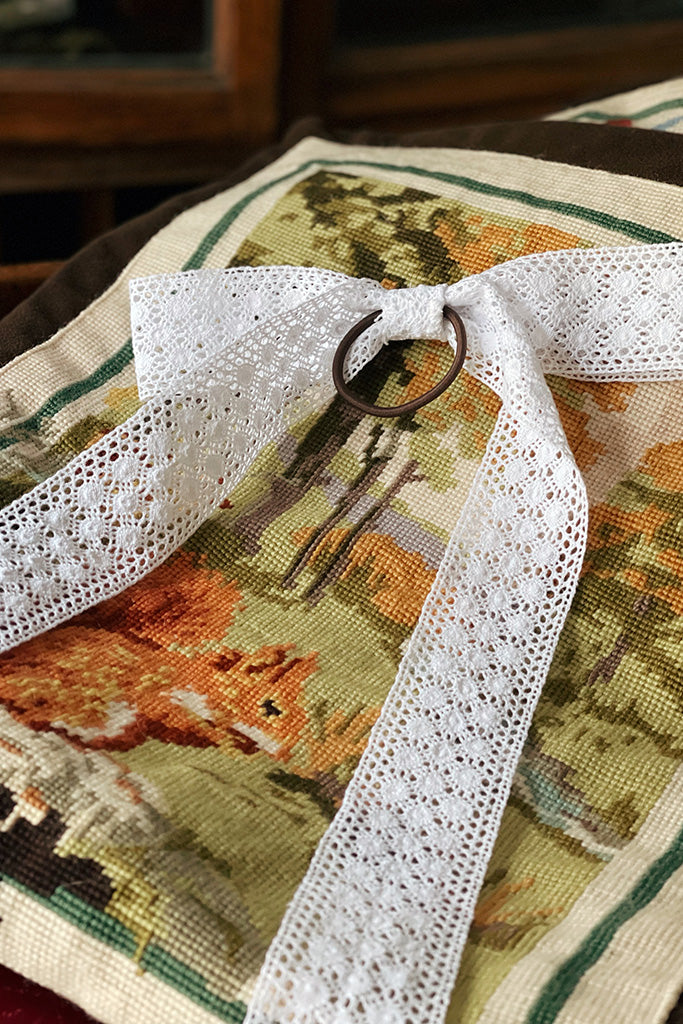 Tess White Bow Hair Tie