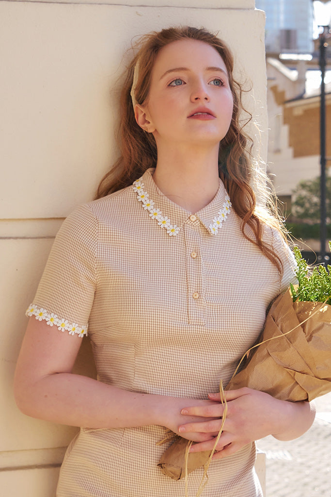 Colleen Daisy Dress (Beige)