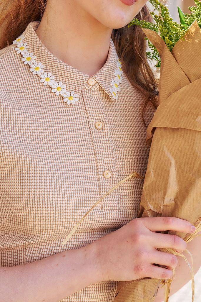 Colleen Daisy Dress (Beige)