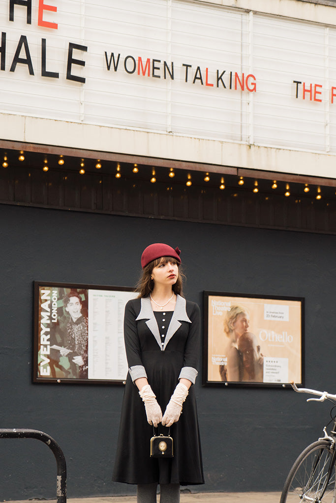 Cameo Mini Clasp Bag