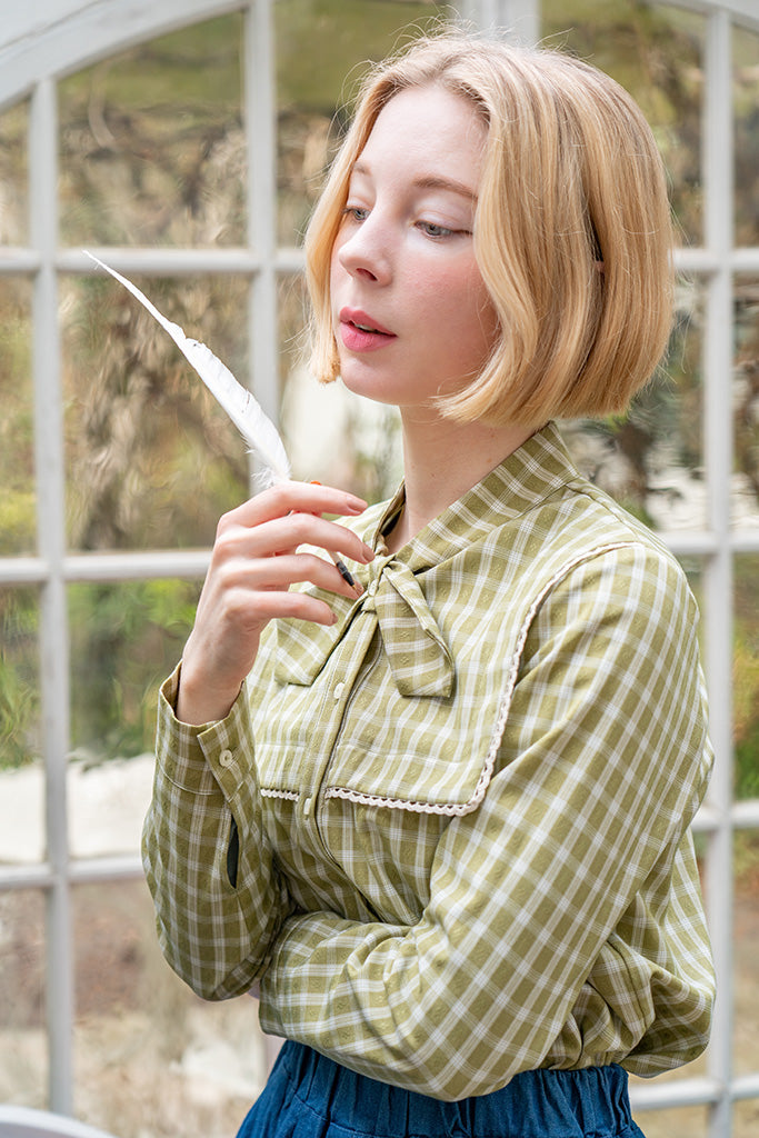 Clover Gingham Bow Blouse