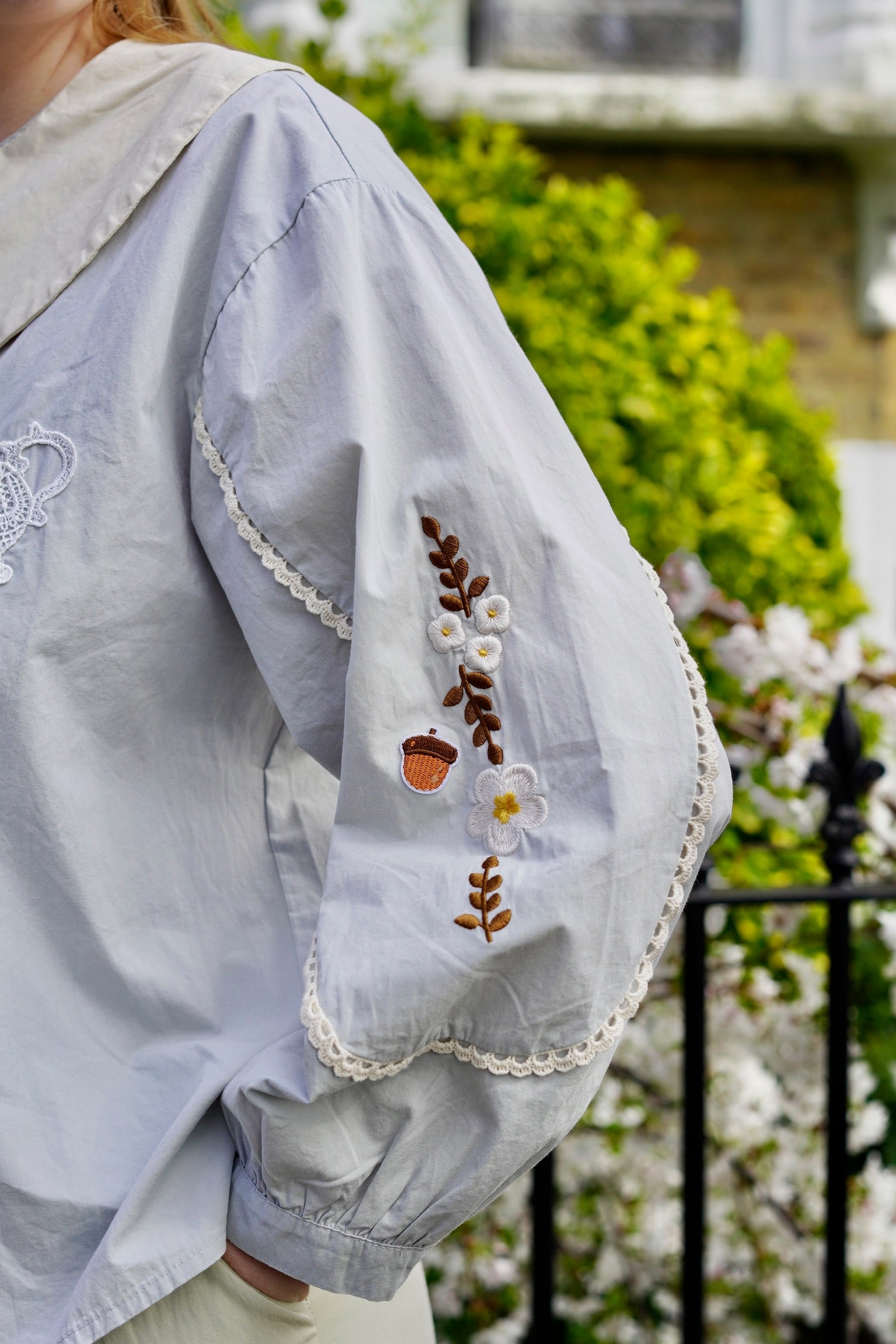 Alice Tea Party Blouse (Pastel Blue)