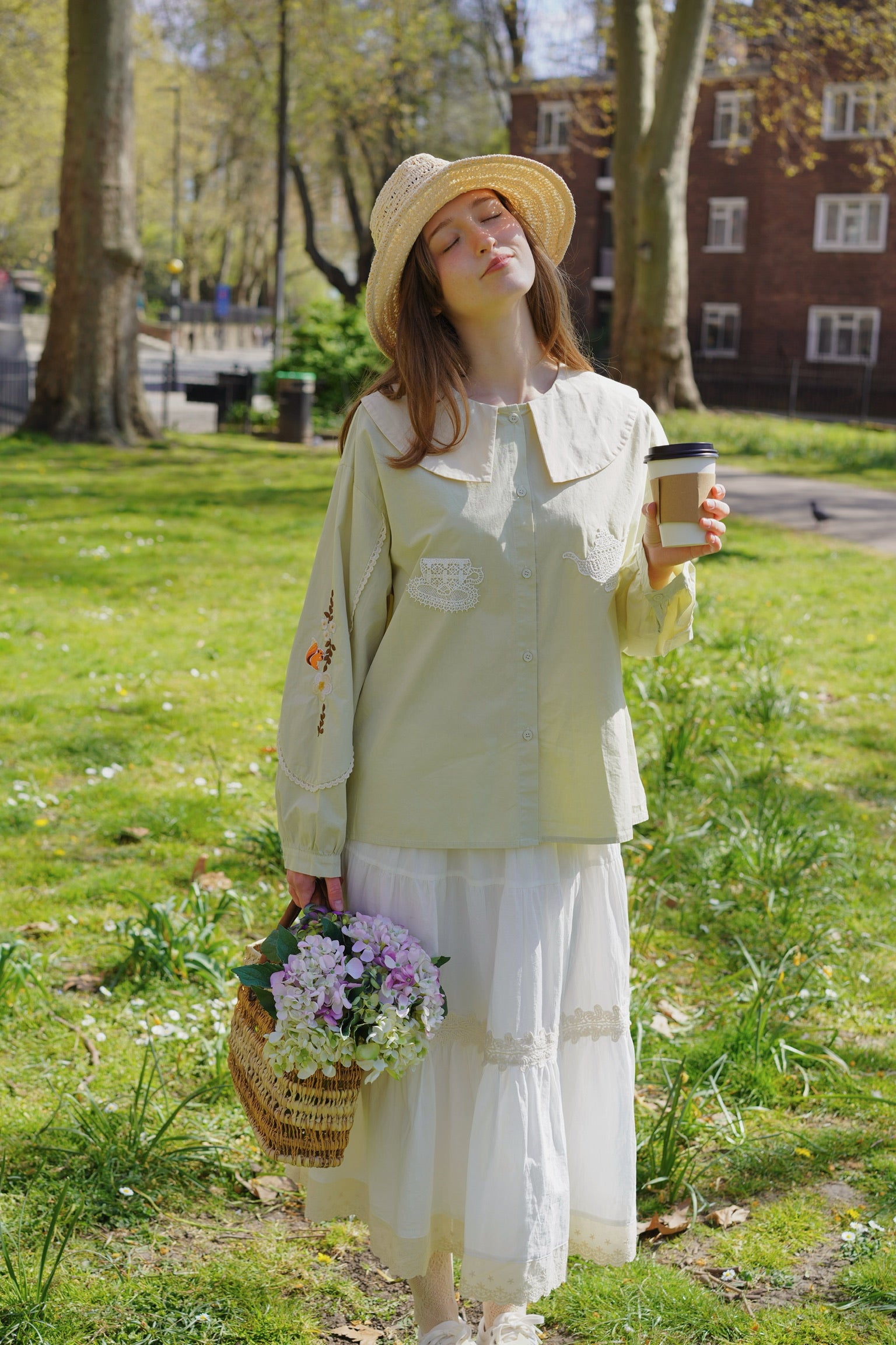 Alice Tea Party Blouse (Pastel Green)