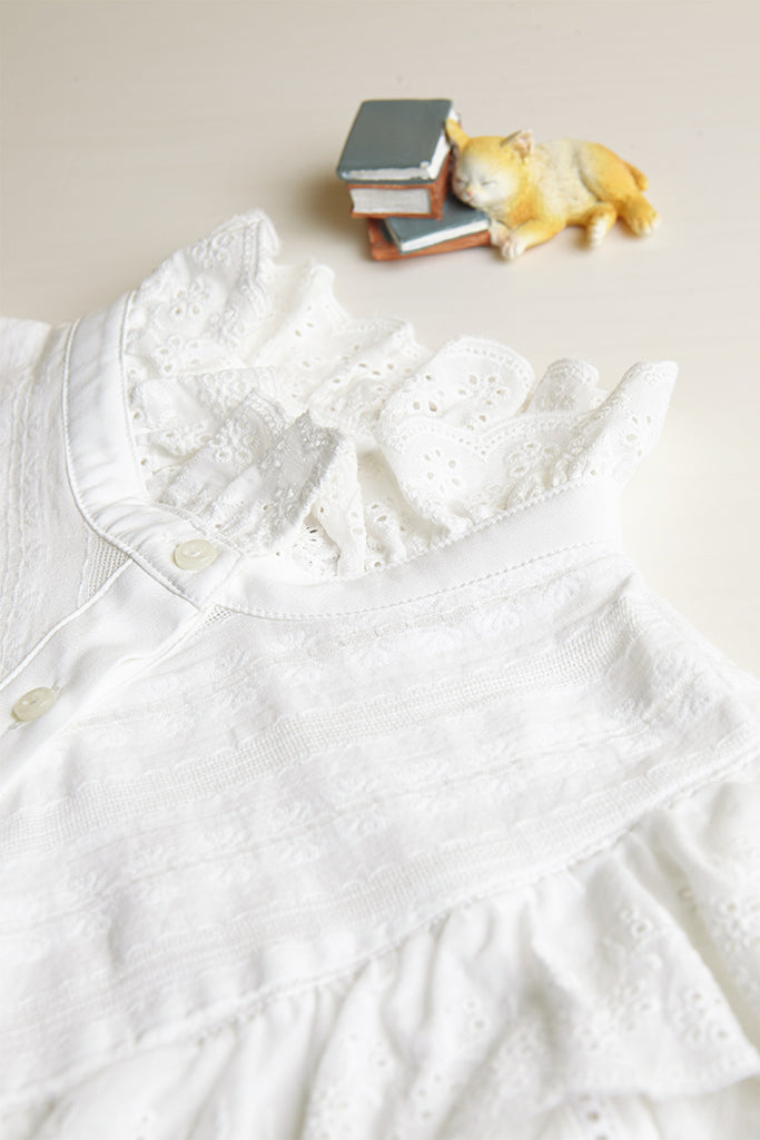 Batiste Prairie Blouse