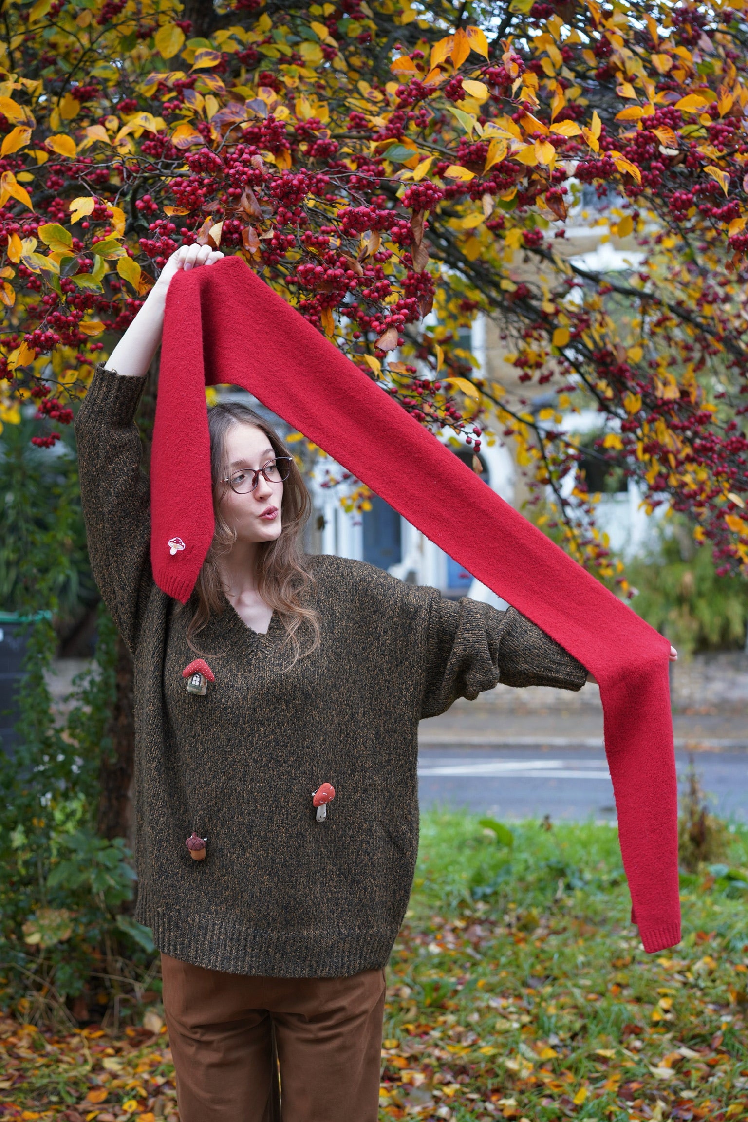 Bellebury Scarf (Festive Red)