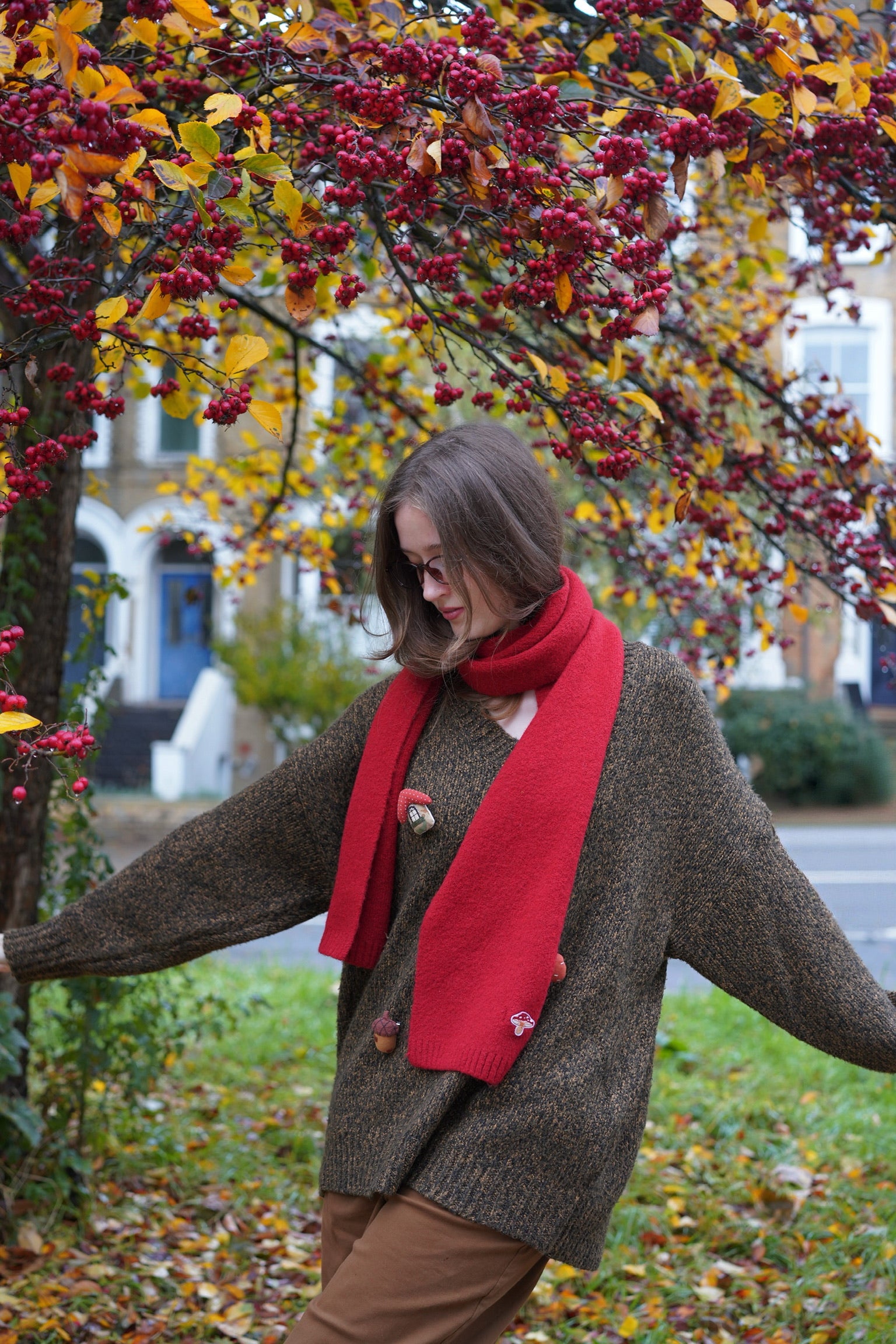 Bellebury Scarf (Festive Red)