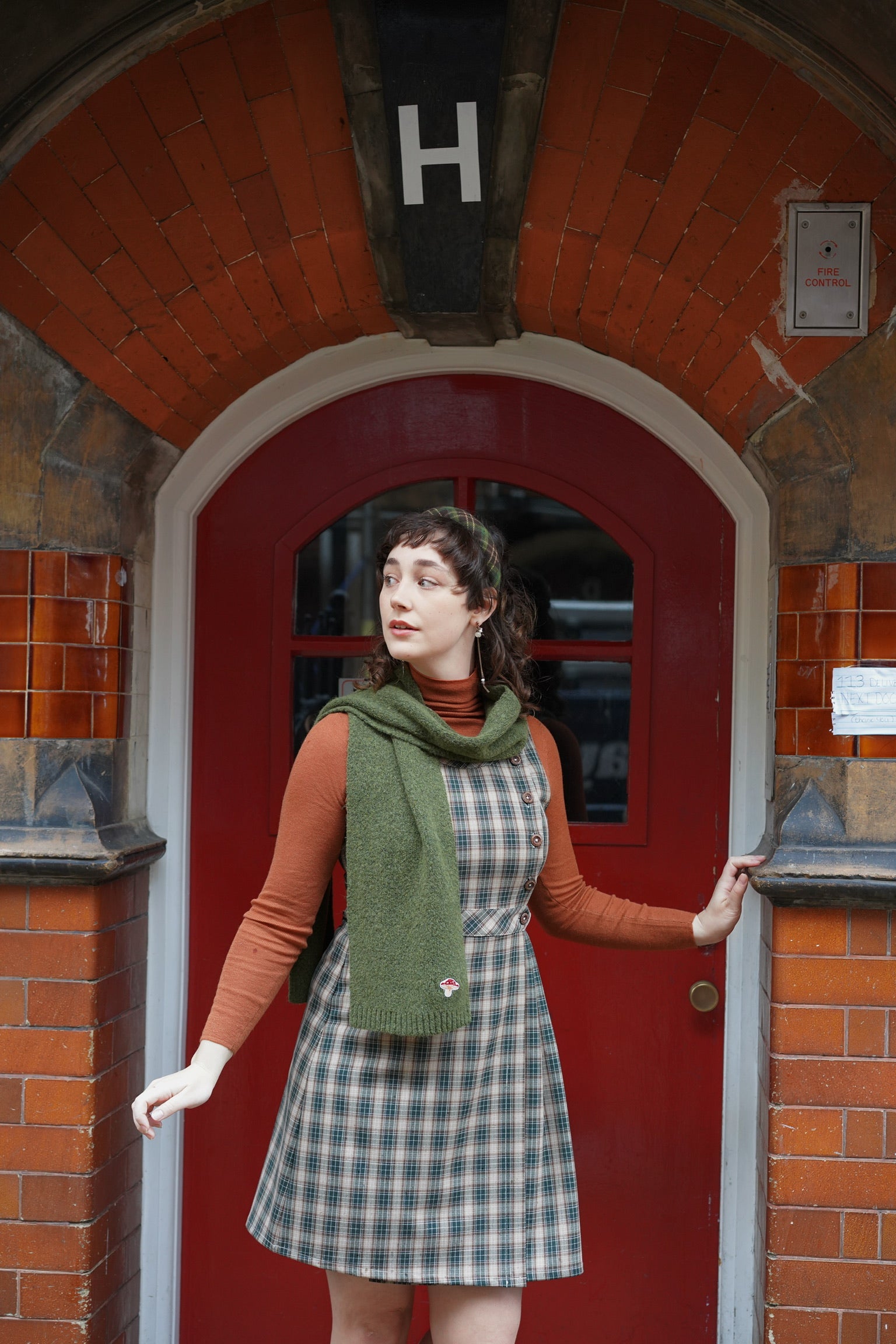 Bellebury Scarf (Forest Green)
