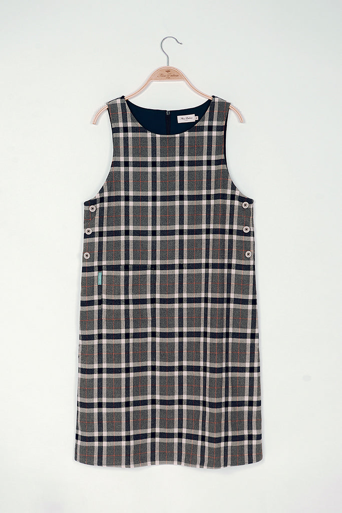 Checkmate Pinafore