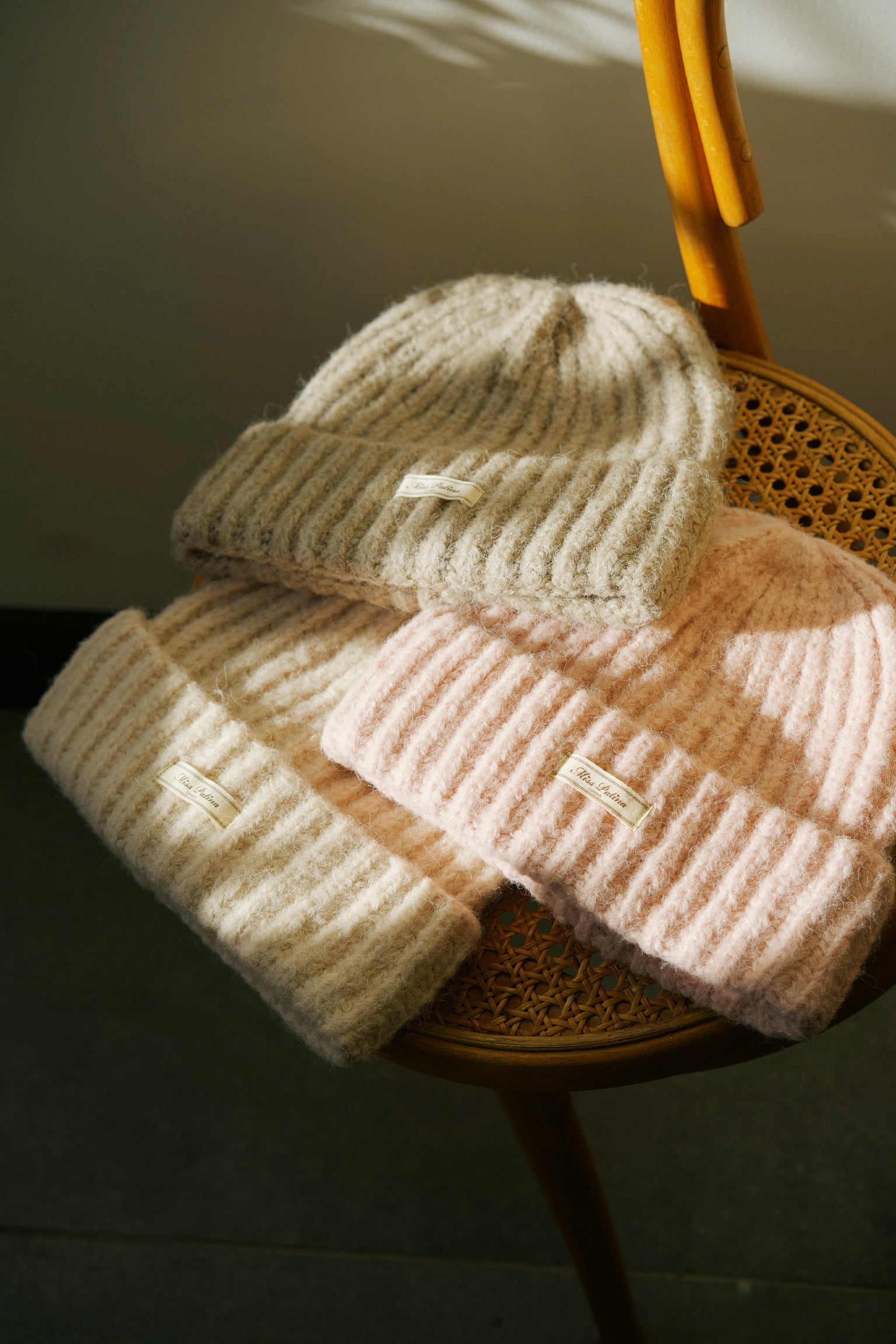 Cosy Cloud Knit Hat ( Light Taupe )