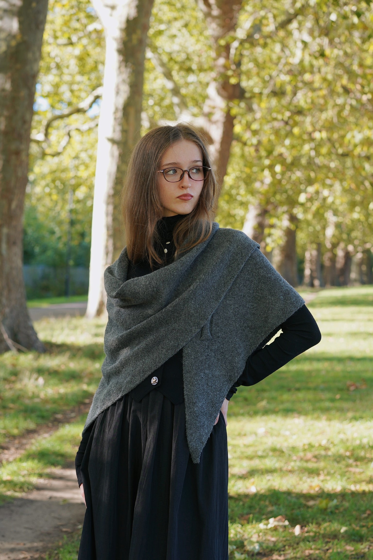 Folklore Knit Shawl (Grey Marl)
