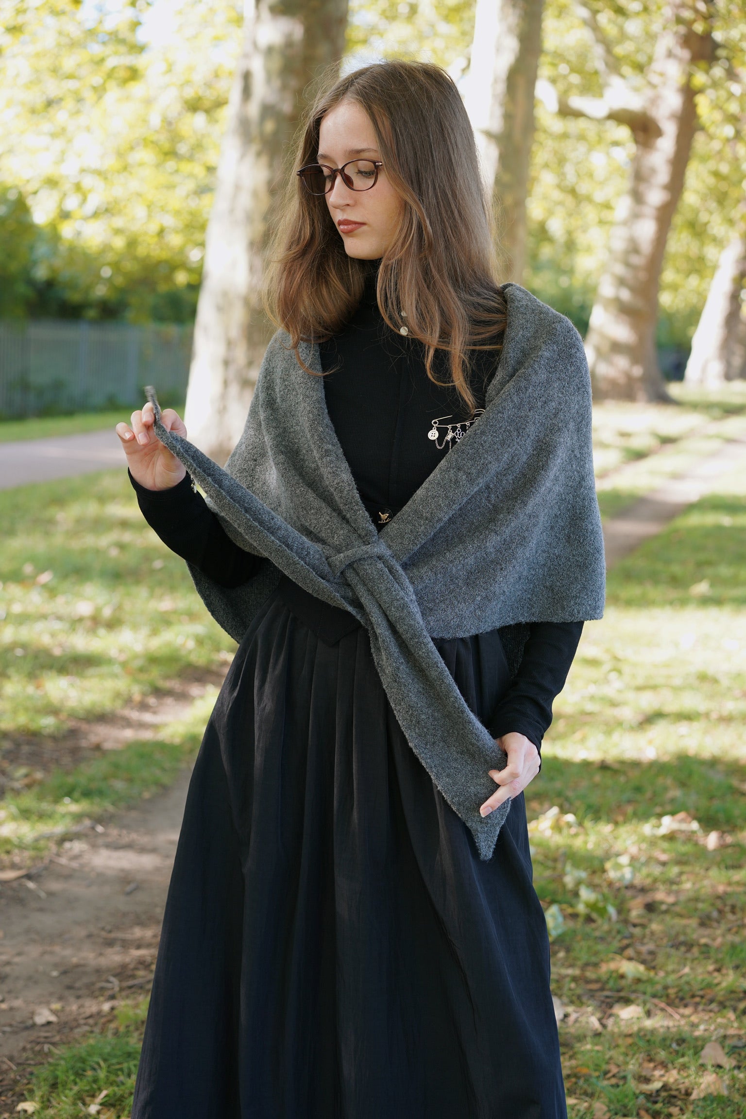 Folklore Knit Shawl (Grey Marl)