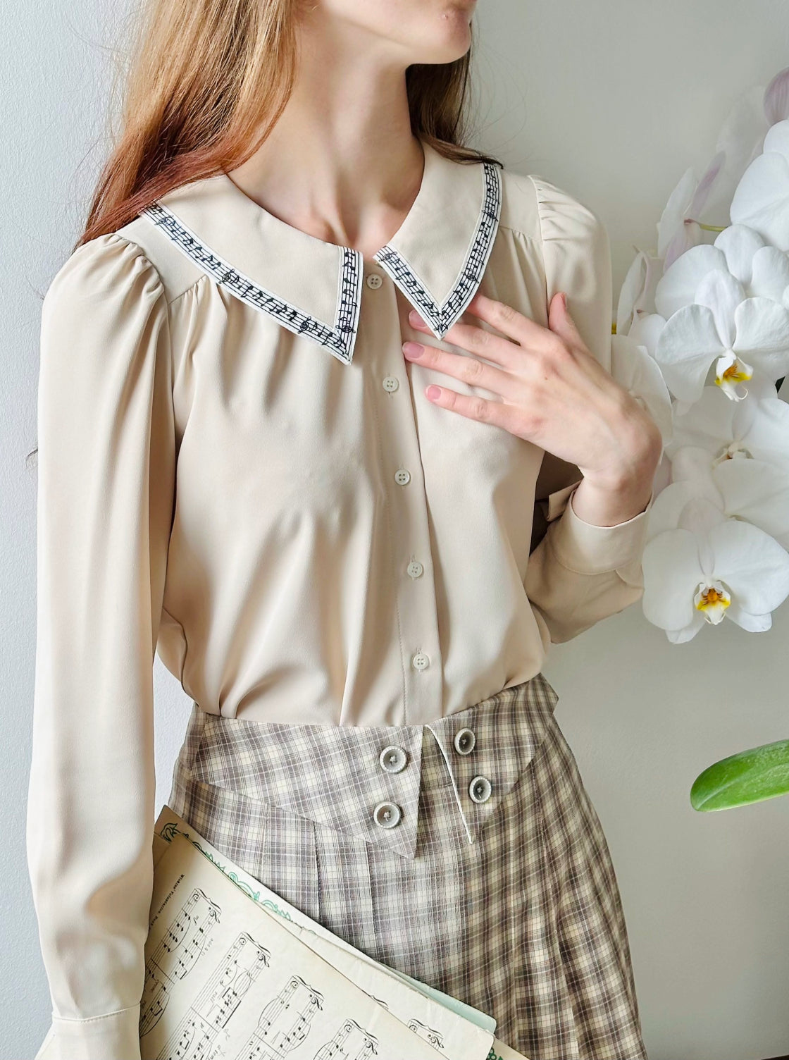 Harmony Blouse (Pale Beige)