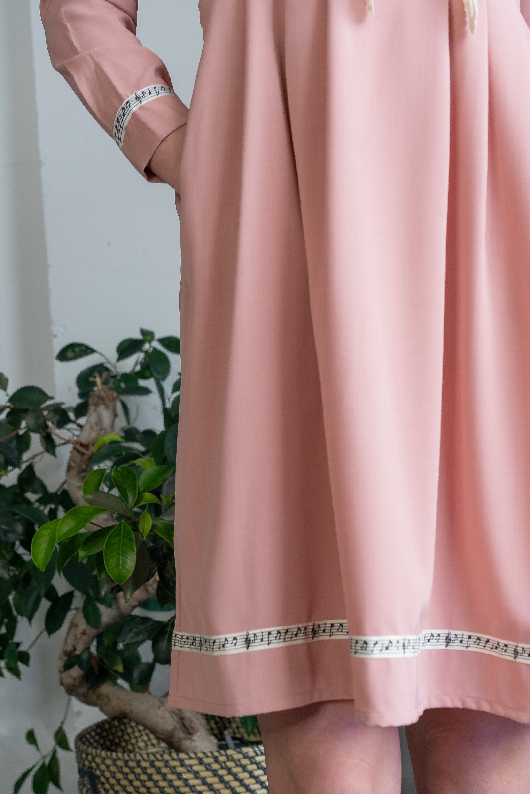 Harmony Lace Tie Dress (Dusky Pink)