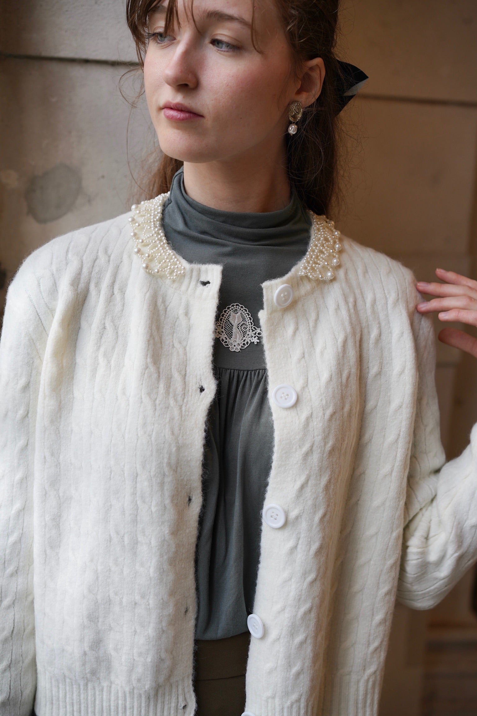 Lady Pearl Cable Cardigan (Cream)