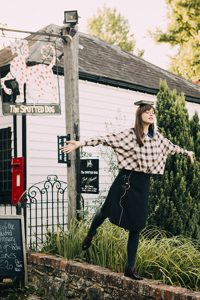 Meowvelous Skirt (Black)
