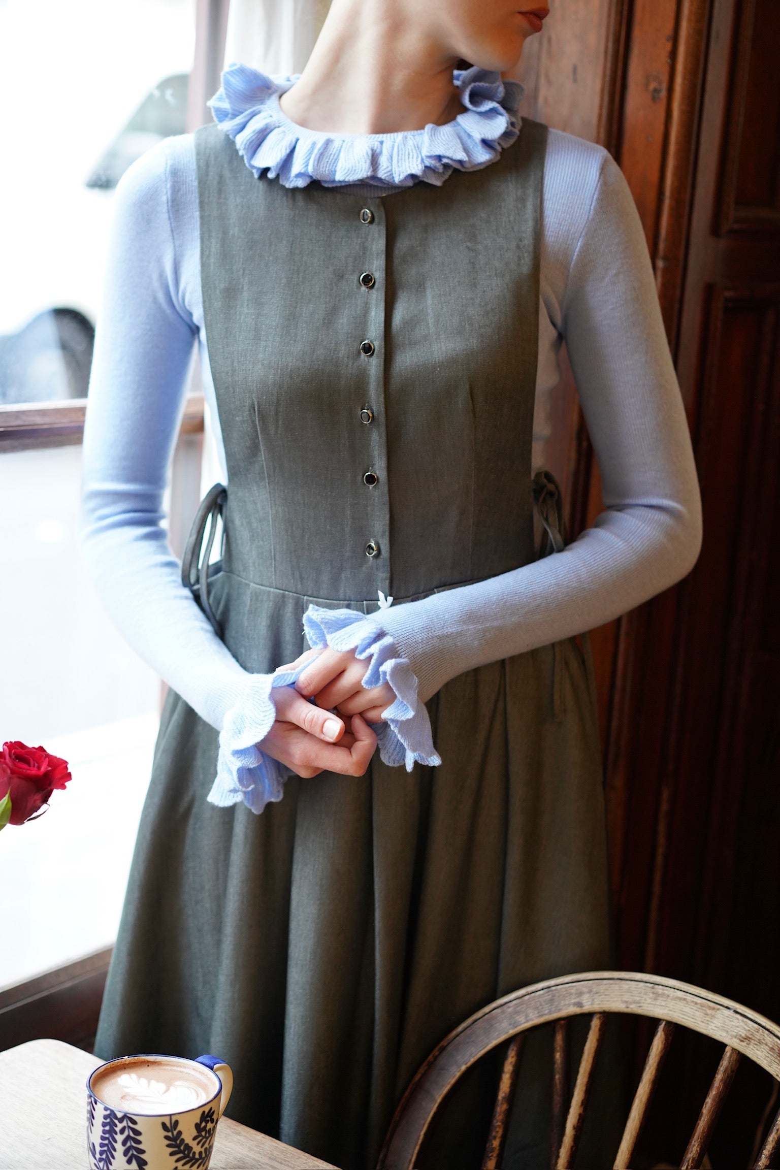Mod Ruffle Knit Top (Blue)