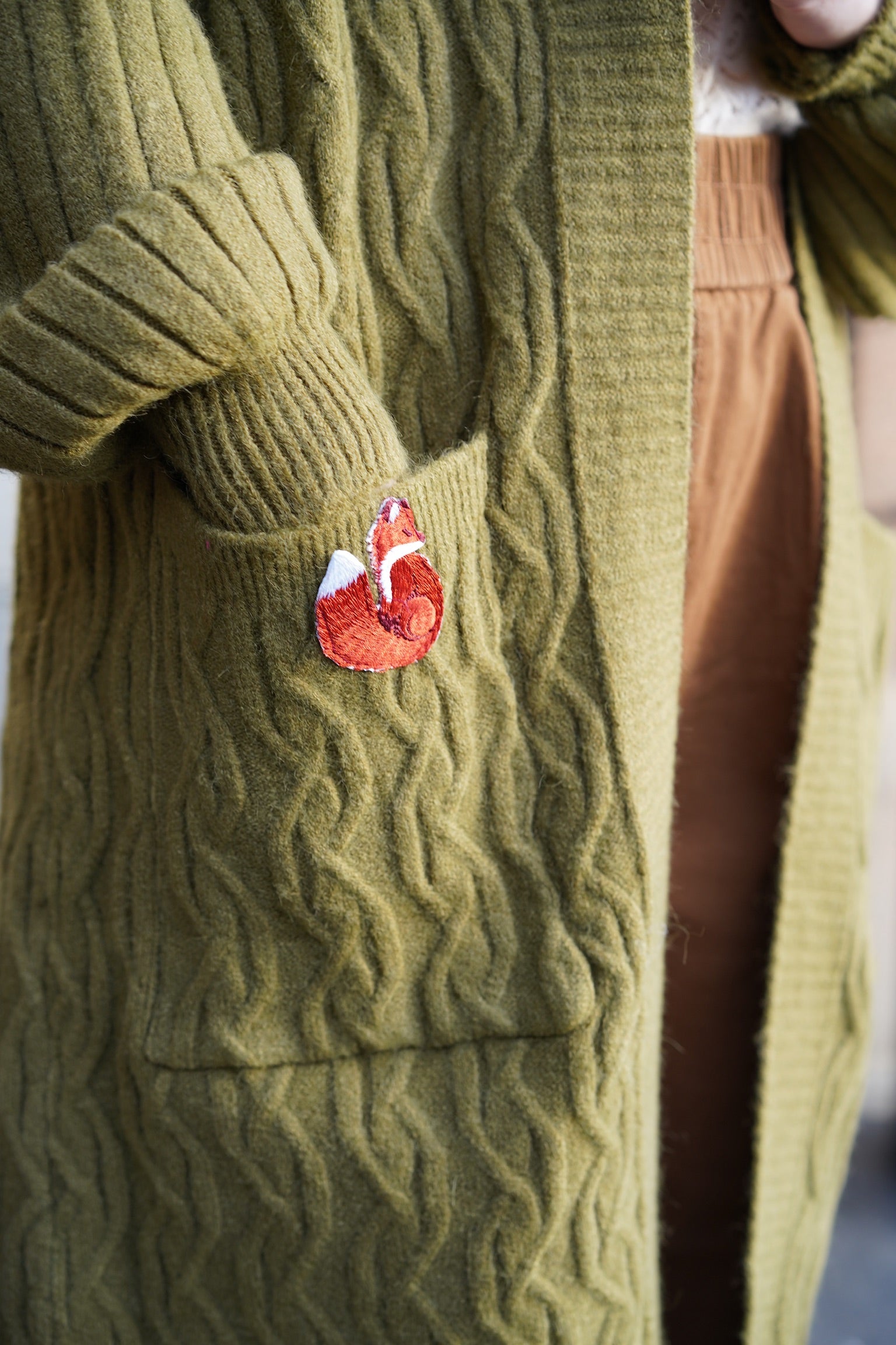 Slouchy Cable Fox Cardigan (Moss Green)