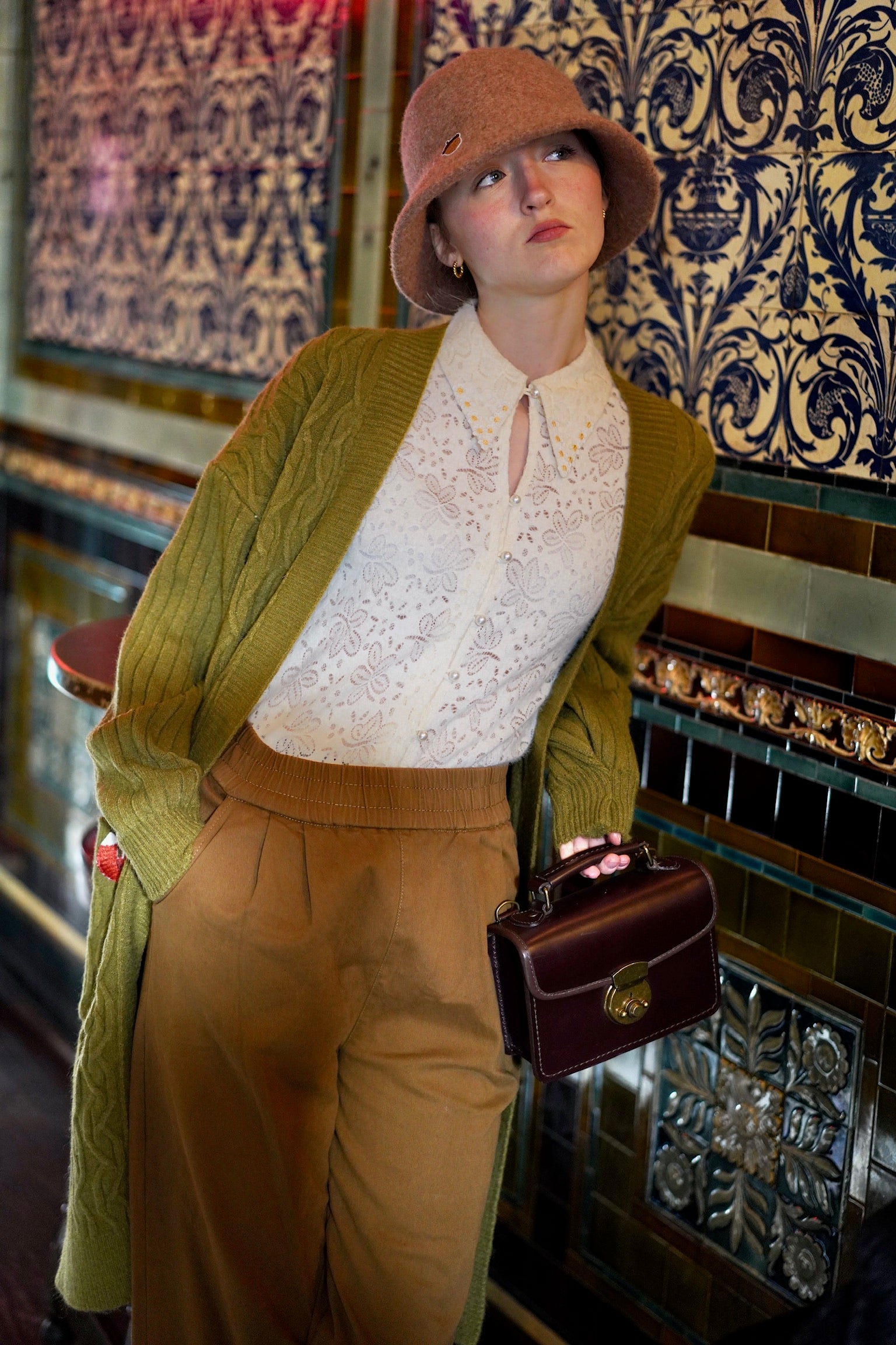 Slouchy Cable Fox Cardigan (Moss Green)