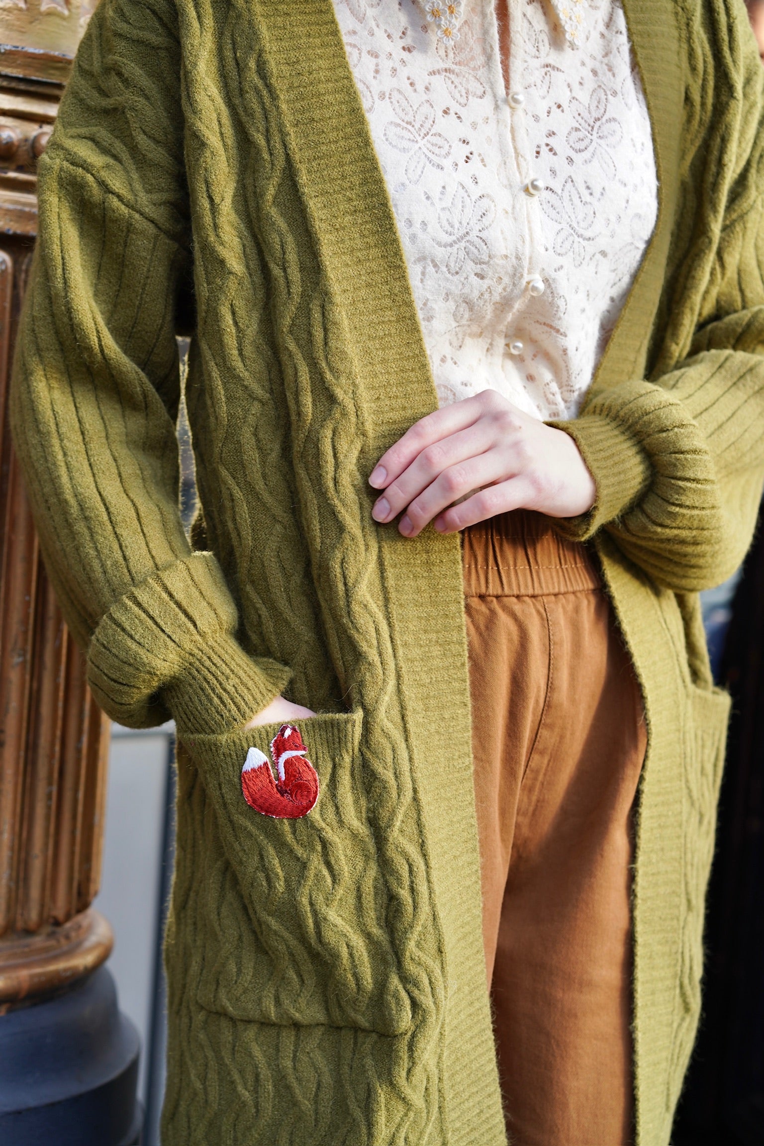 Slouchy Cable Fox Cardigan (Moss Green)
