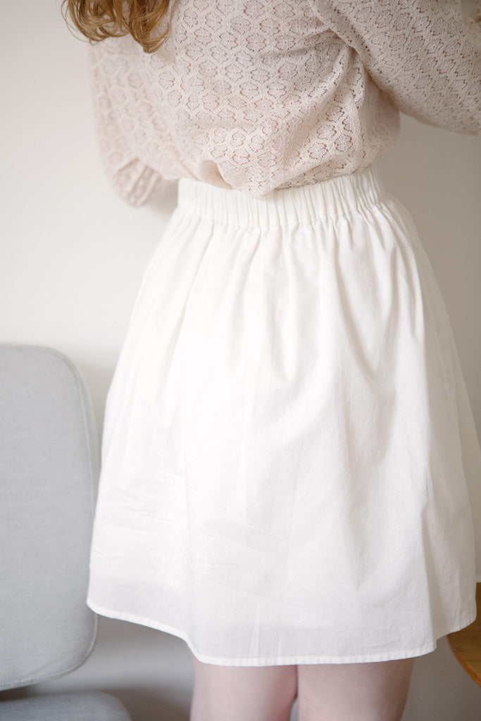 Stand Out Lace Skirt (White)