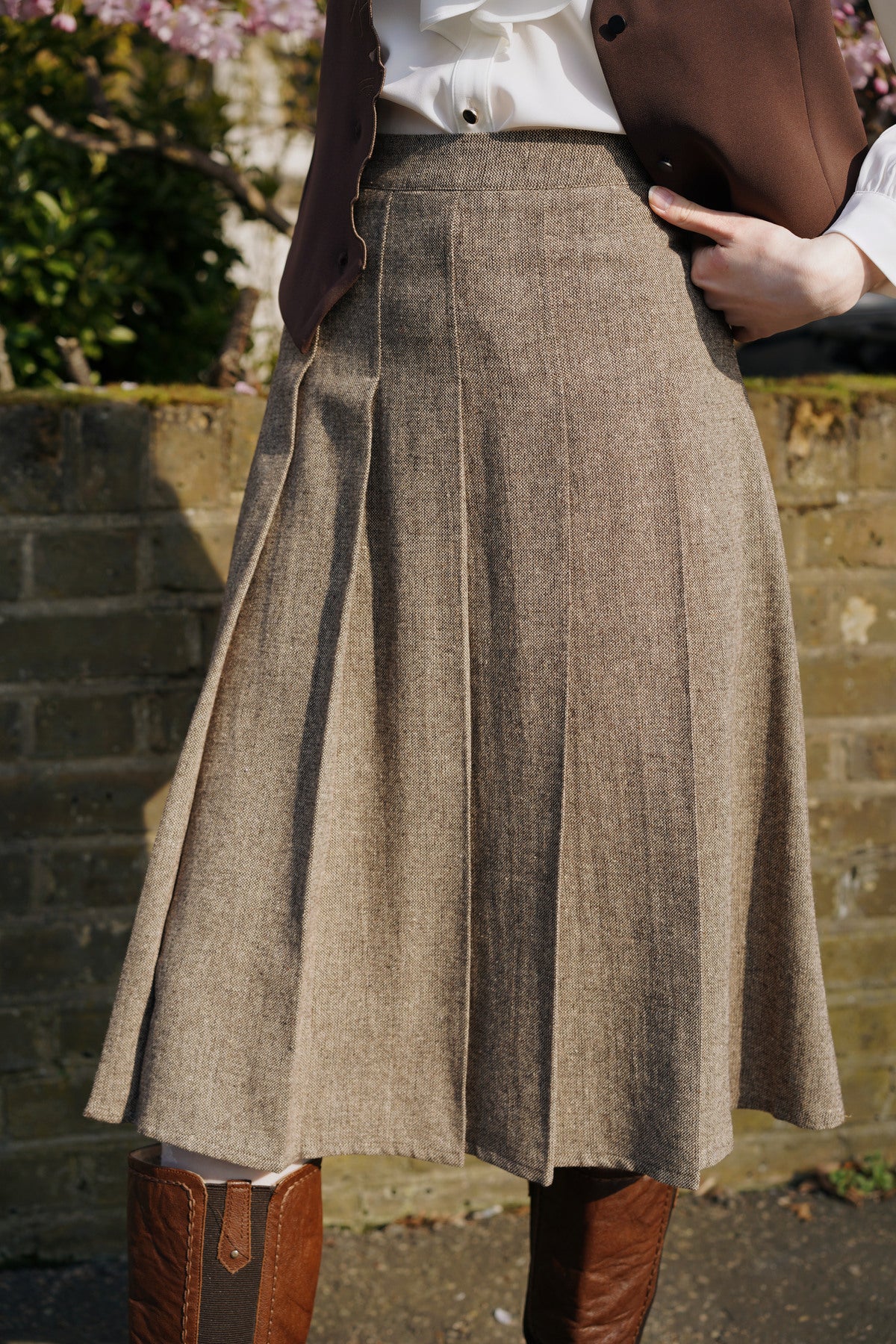 The Shelby Tweed Skirt (Brown)