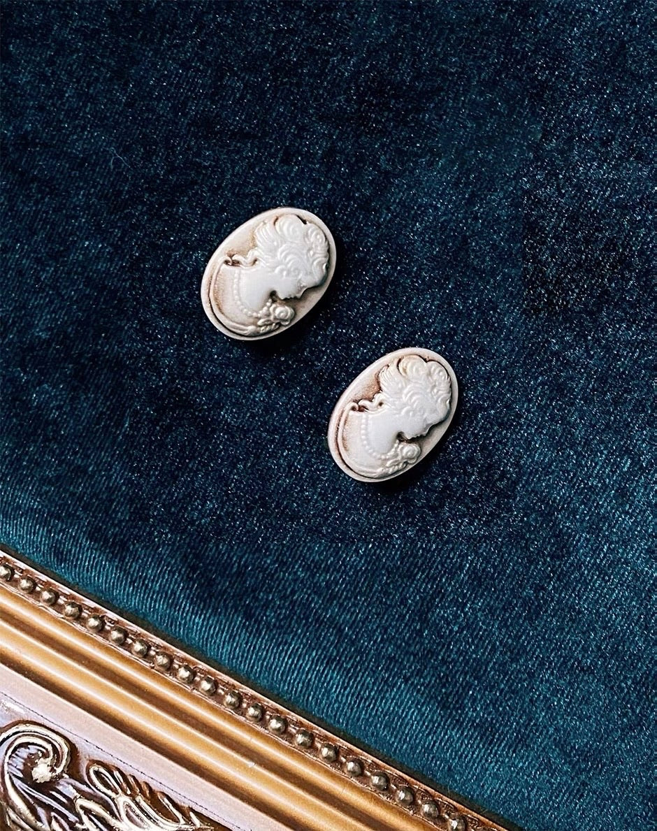 Victorian Cameo Clip-On Earring