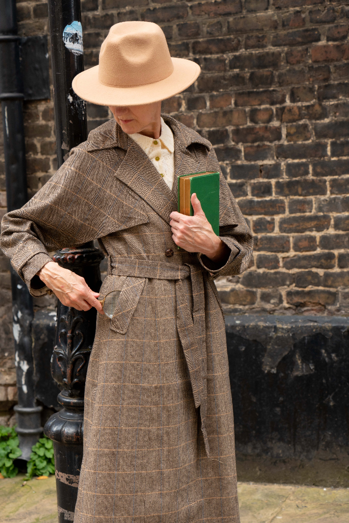Holmes Trench Coat (Tall)