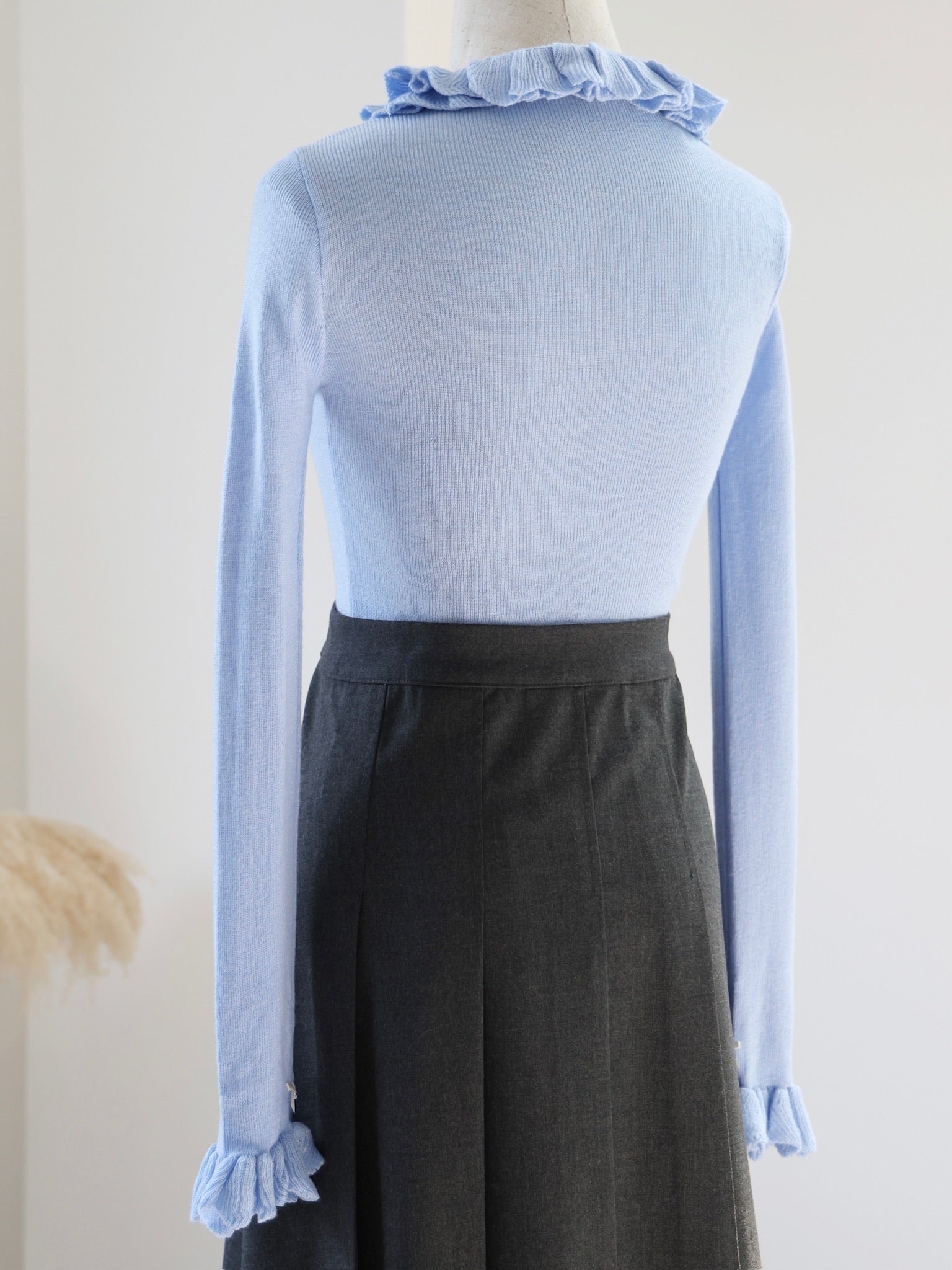 Mod Ruffle Knit Top (Blue)