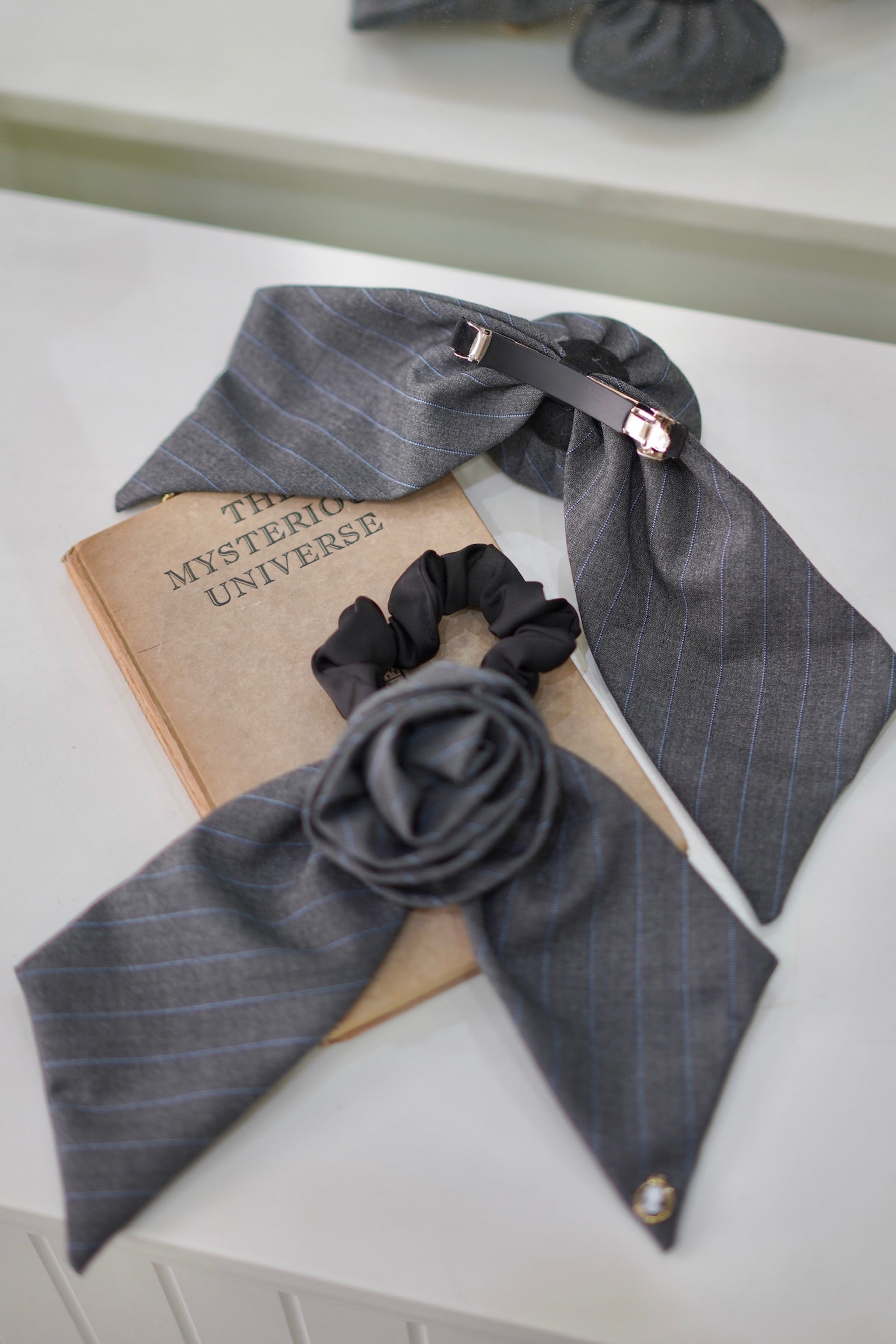 Academia Rose Hair Bow