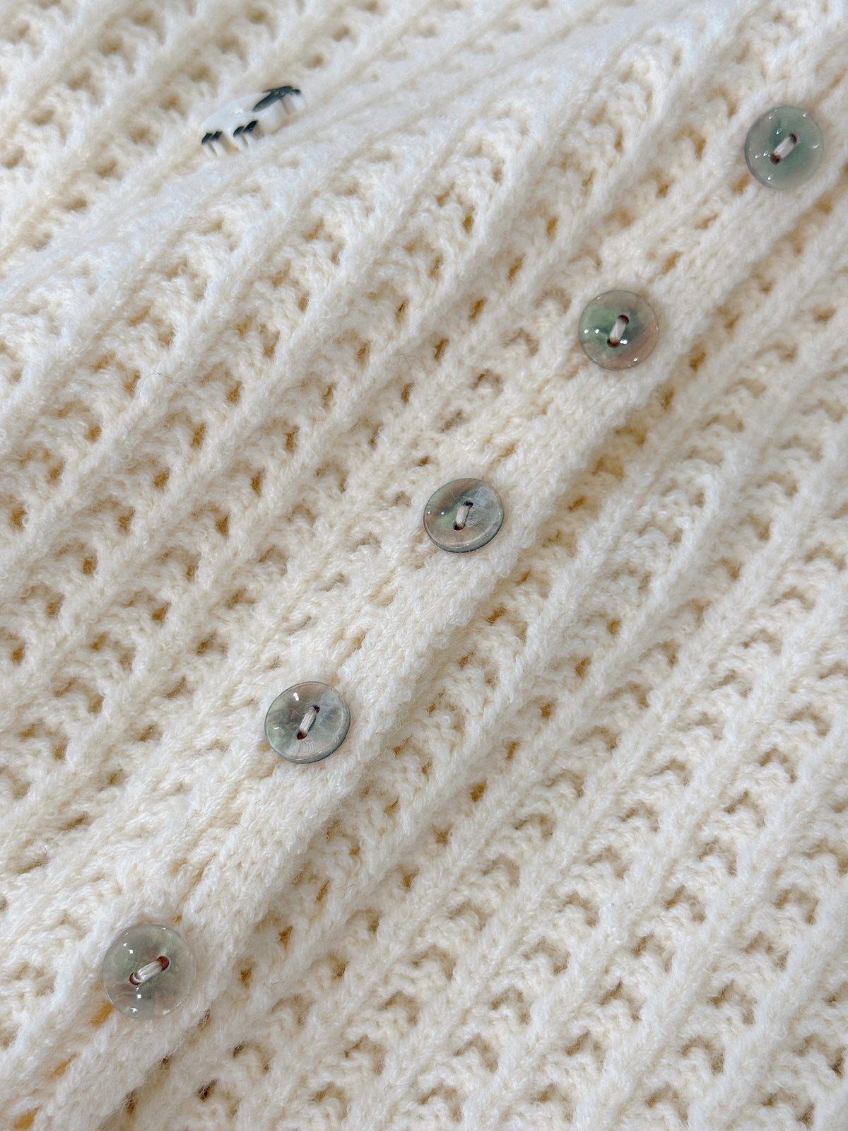 Alpine Cottage Knit Vest (Cream)