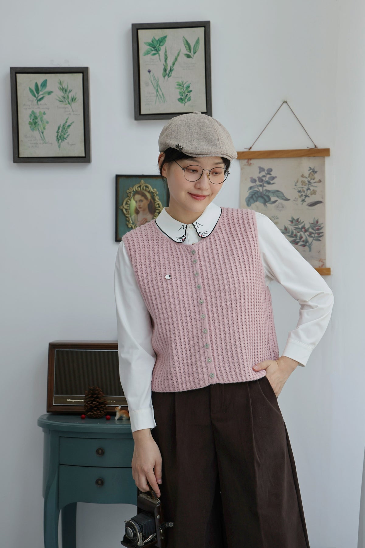 Alpine Cottage Knit Vest (Dusty Pink)