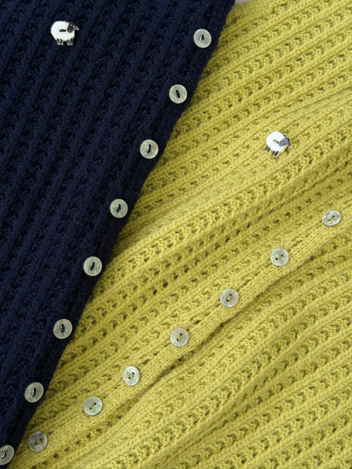 Alpine Cottage Knit Vest (Navy)