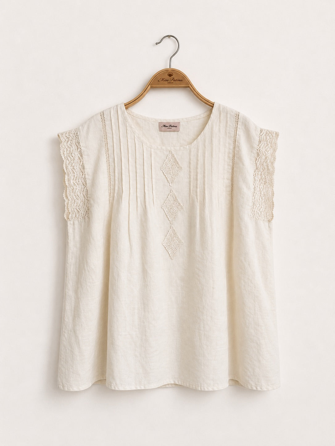 Anne of Avonlea Linen Top