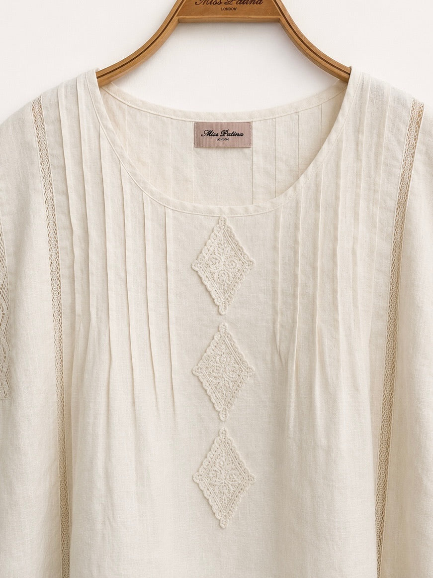 Anne of Avonlea Linen Top
