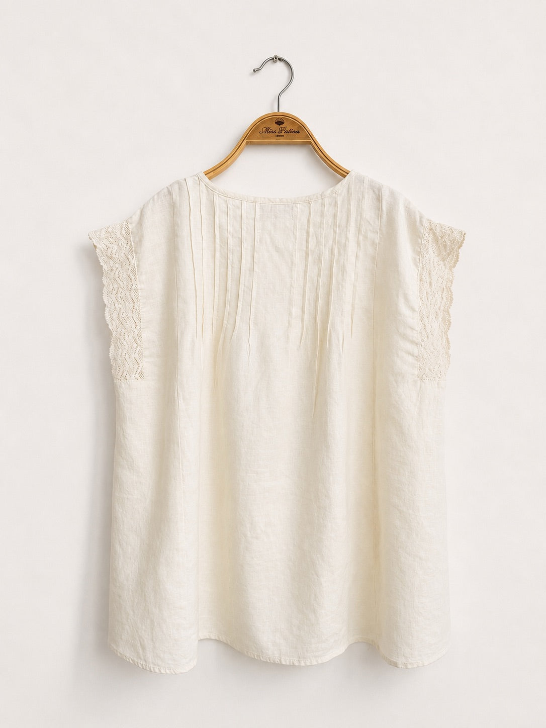 Anne of Avonlea Linen Top