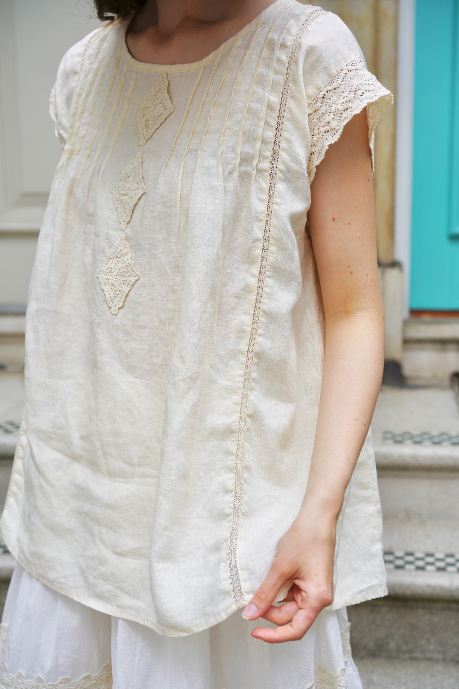 Anne of Avonlea Linen Top