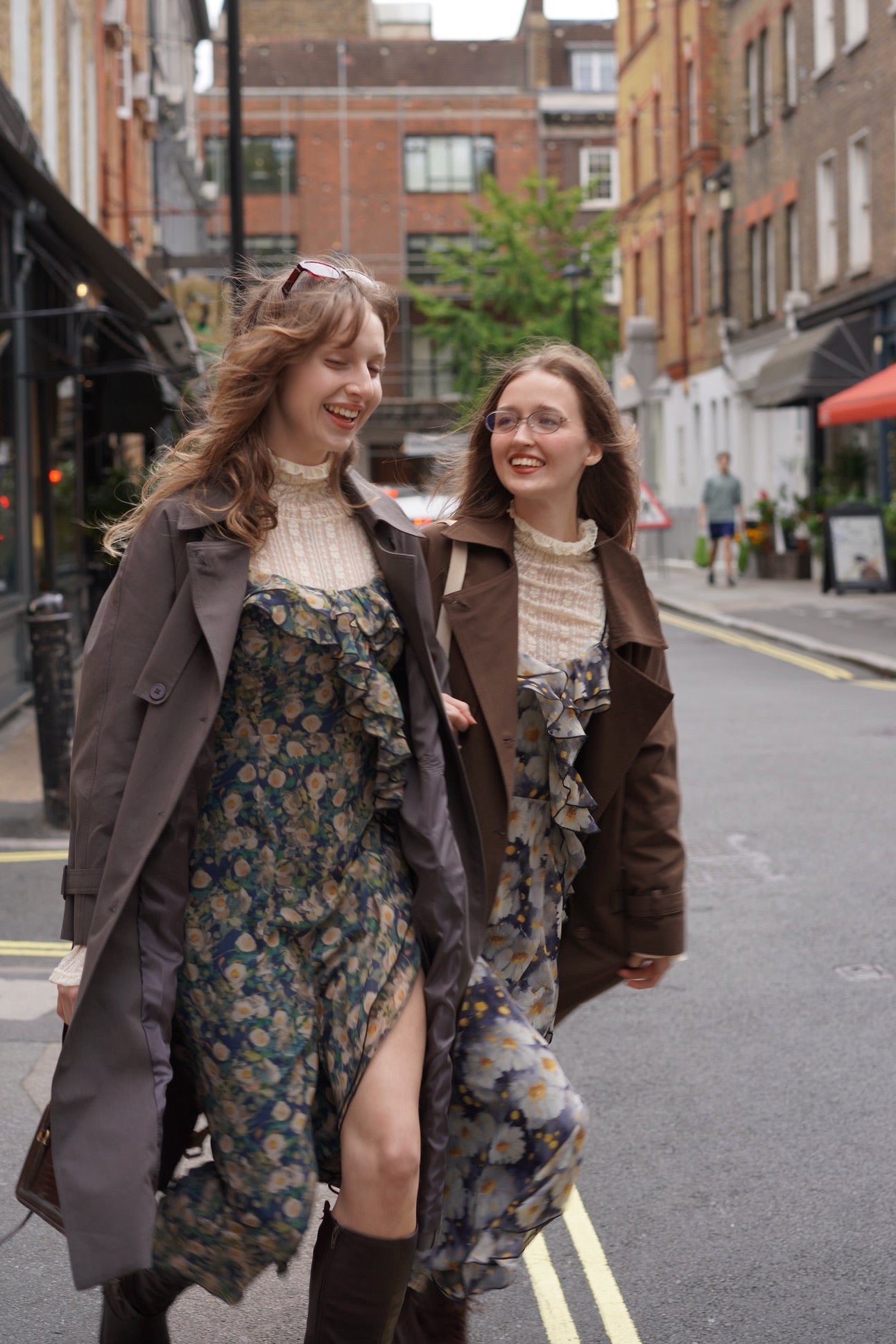Baker Cat Trench Coat with scarf (London Grey)
