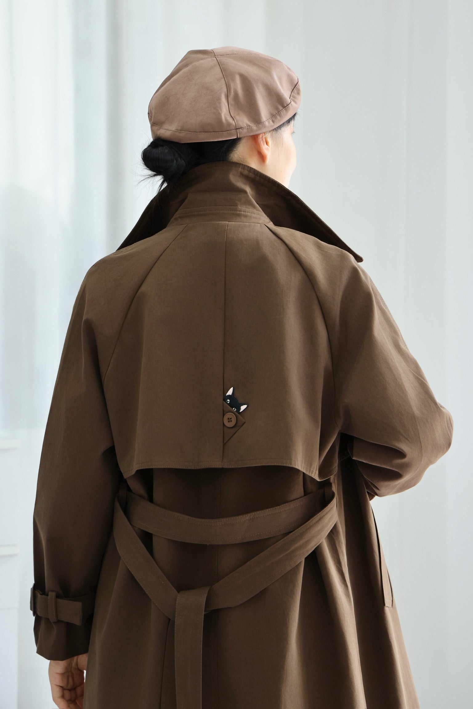 Baker Cat Trench Coat with scarf (Warm Chocolate)