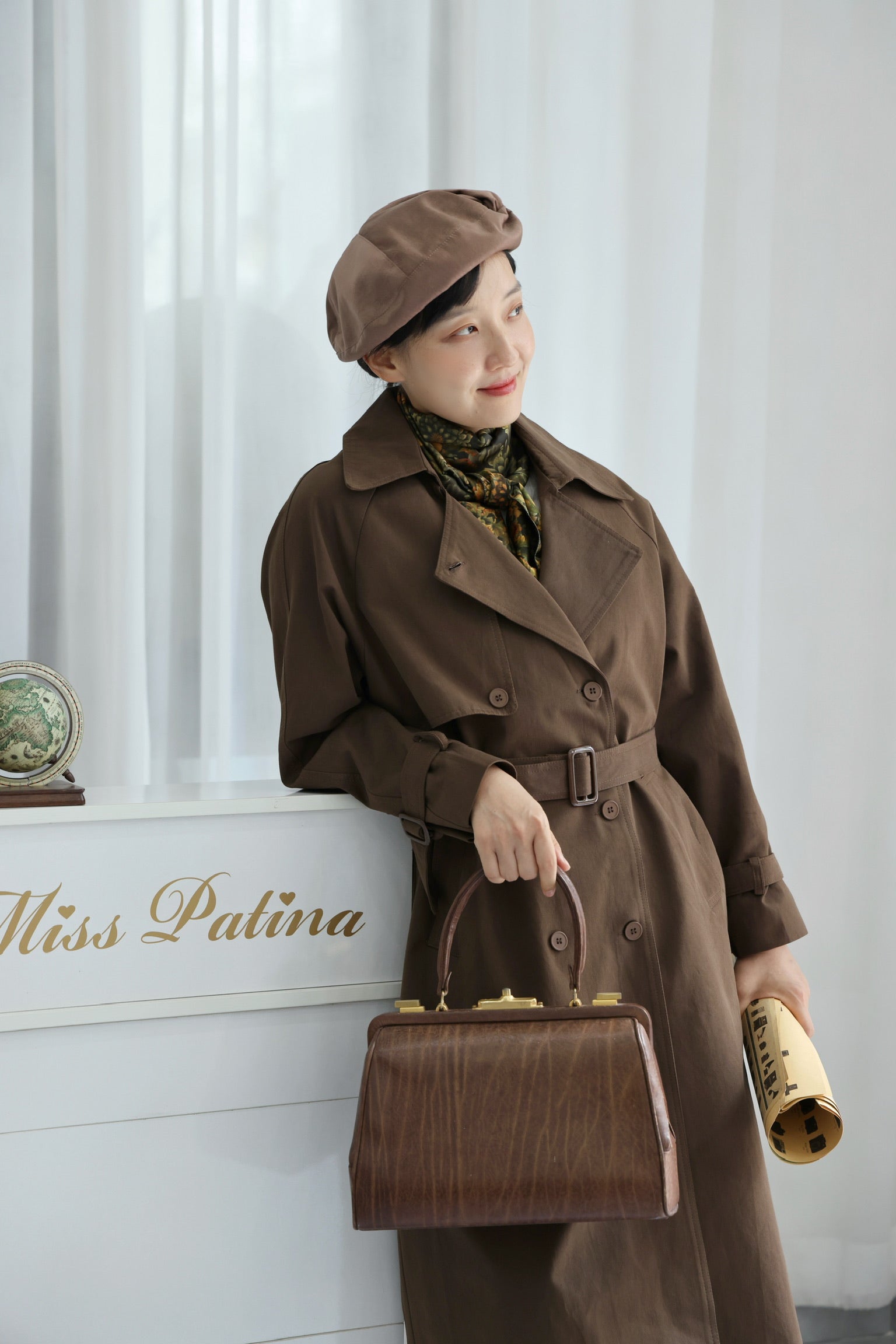 Baker Cat Trench Coat with scarf (Warm Chocolate)