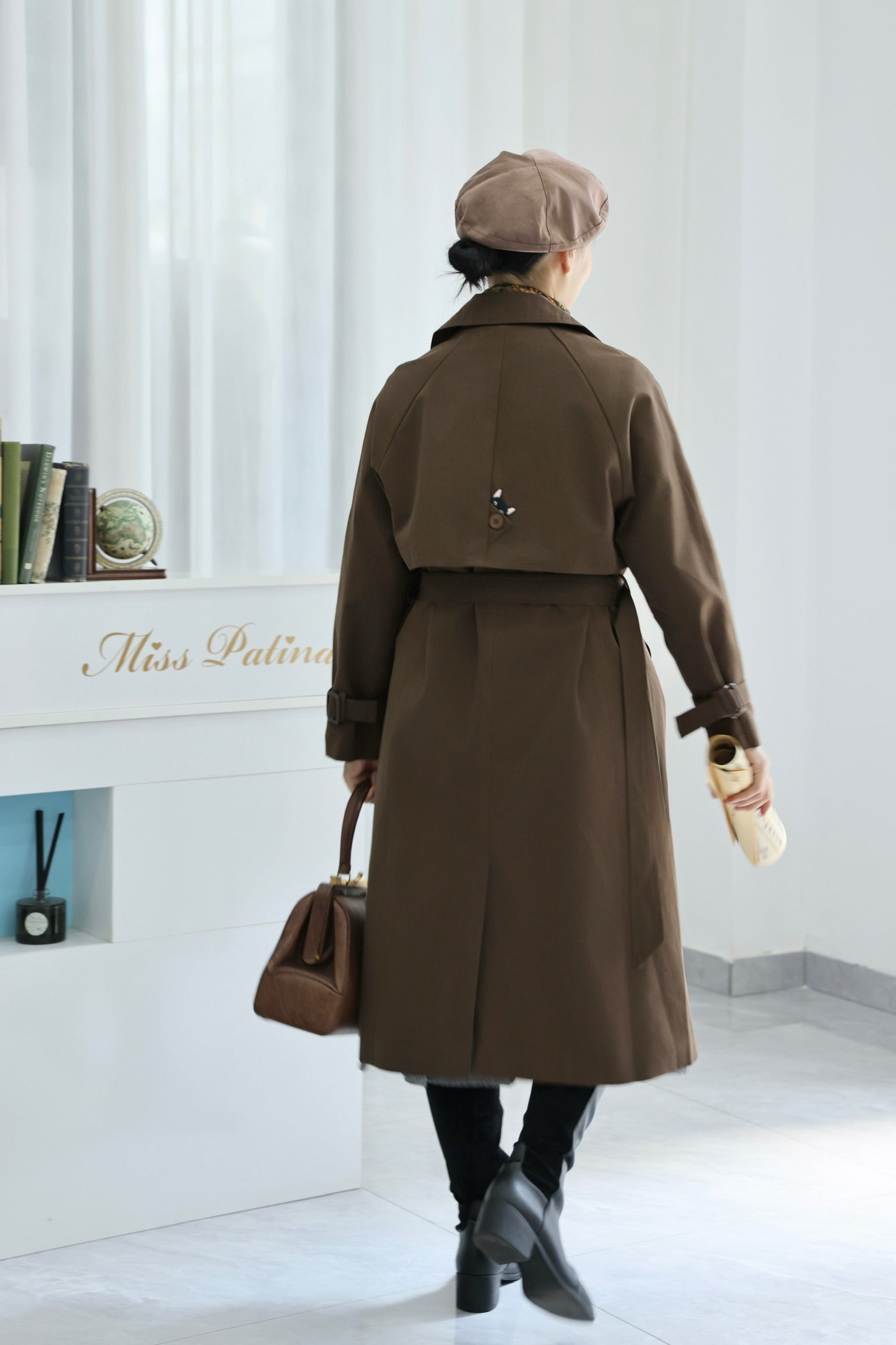 Baker Cat Trench Coat with scarf (Warm Chocolate)