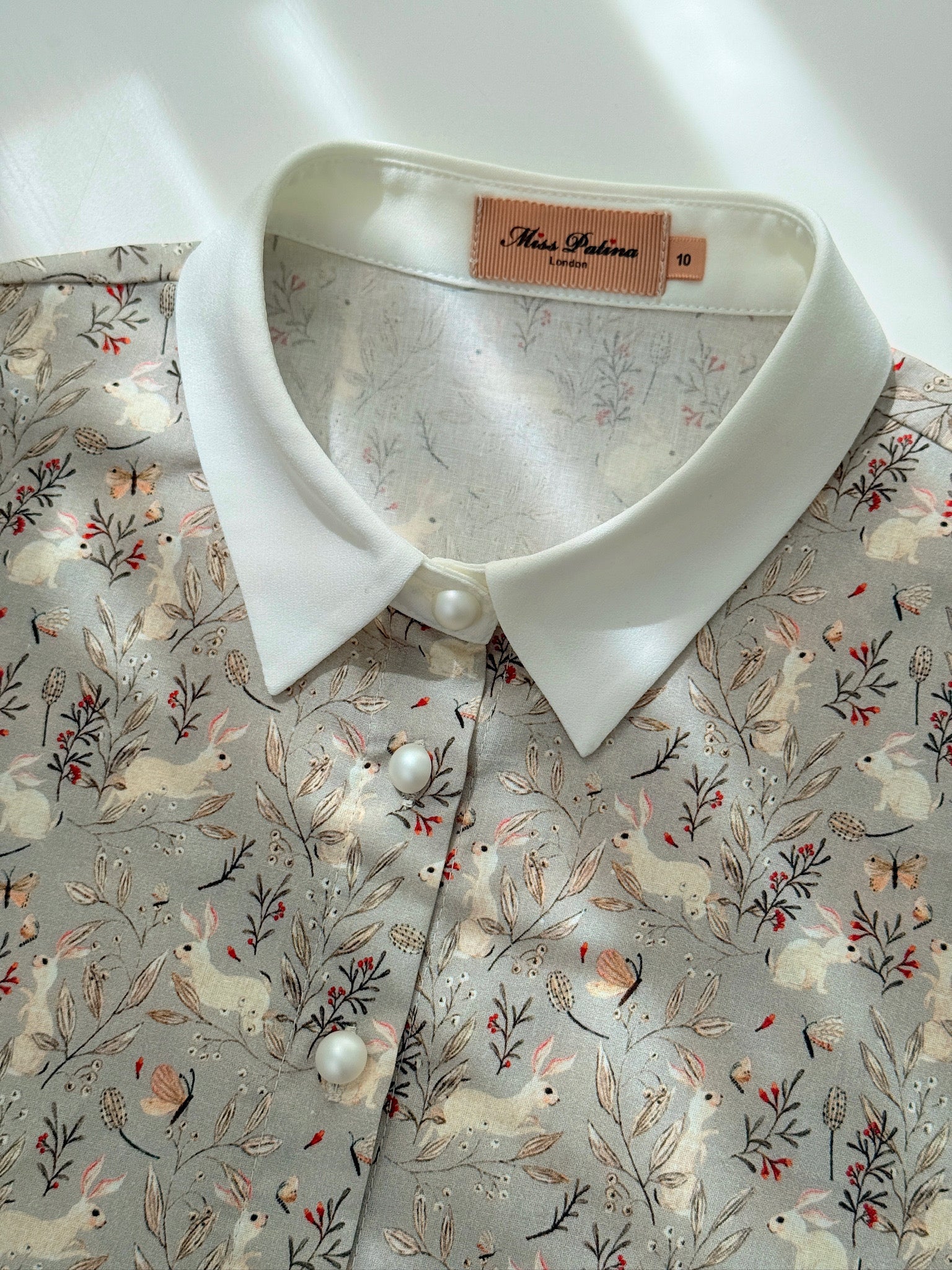 Beatrix Bunny Blouse (Short Pointed Collar)