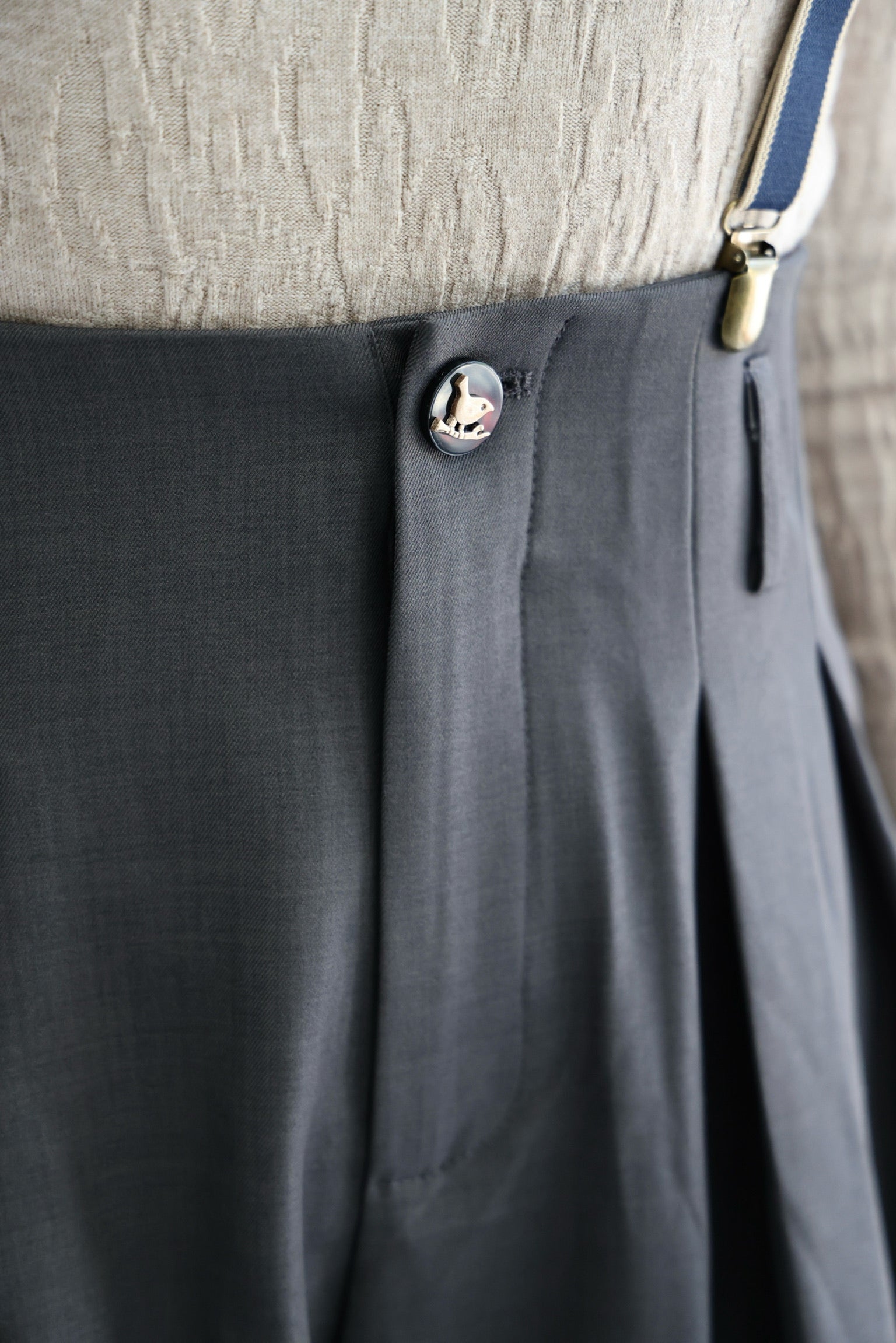 Bookshop Wide-Leg Trousers  (Grey）