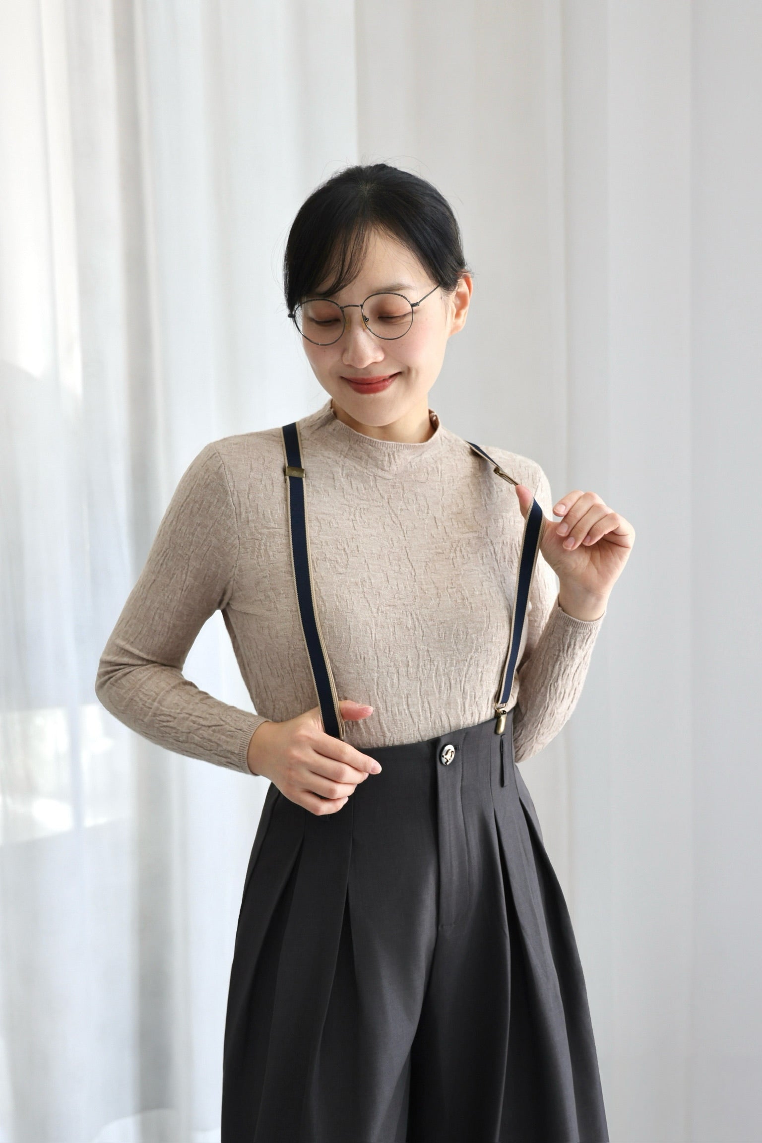 Bookshop Wide-Leg Trousers  (Grey）