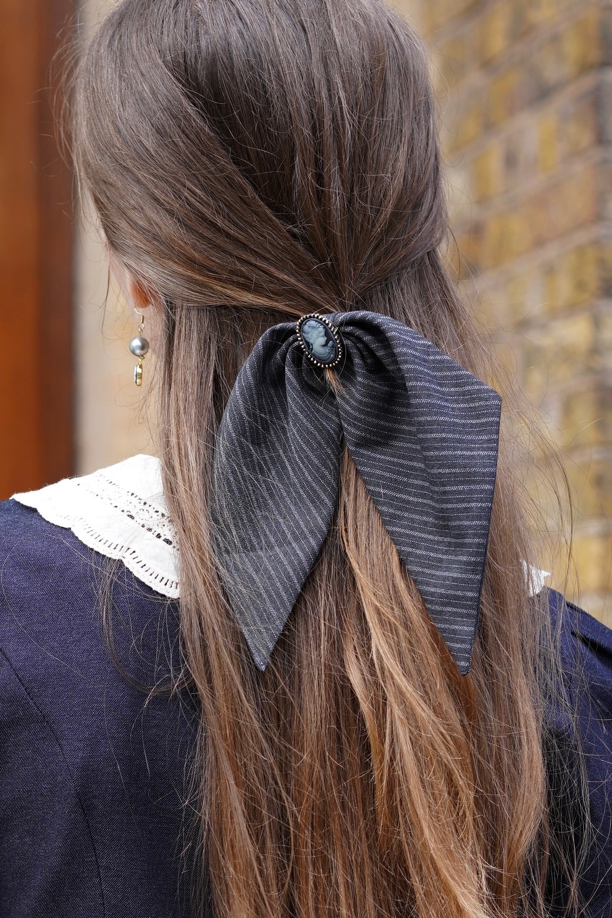 Cameo Study Bow Hair Tie