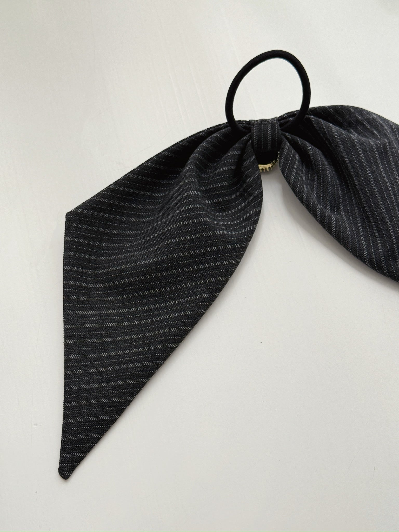 Cameo Study Bow Hair Tie