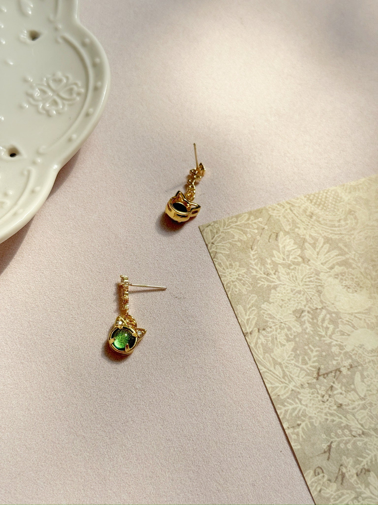 Cat Eye Kitten Earrings