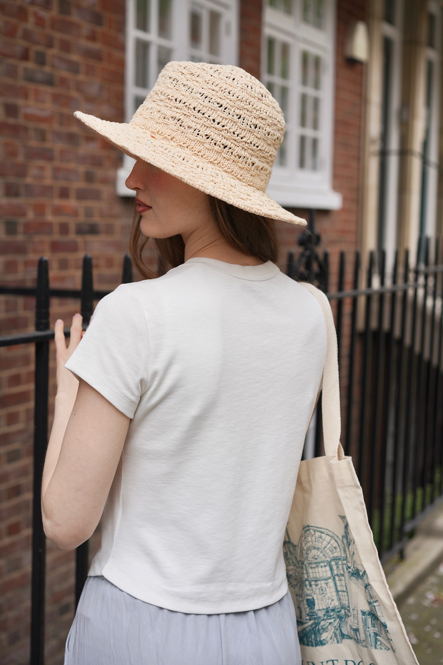 Cat-On-The-Go Top (White)