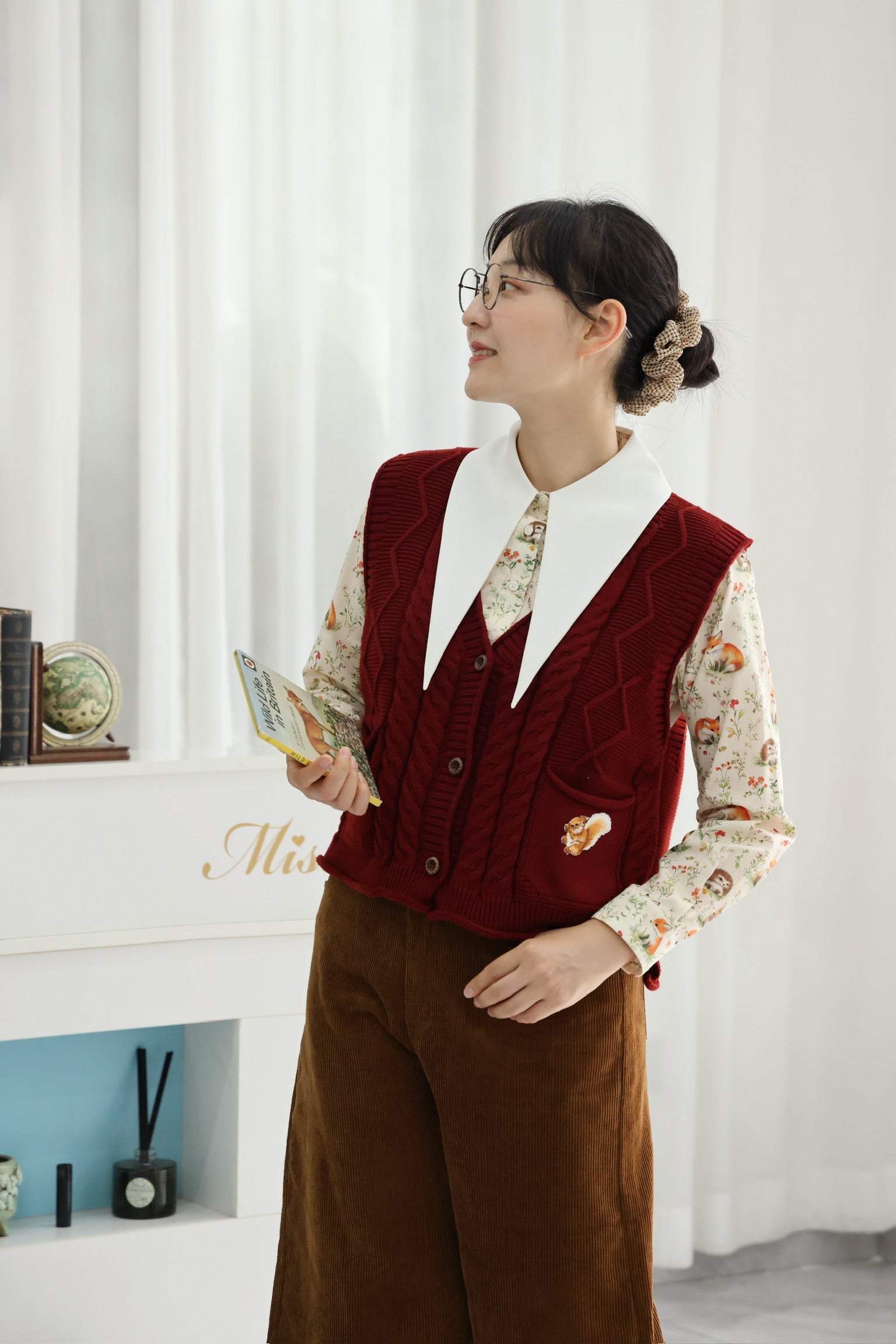 Chestnut Cottage Vest